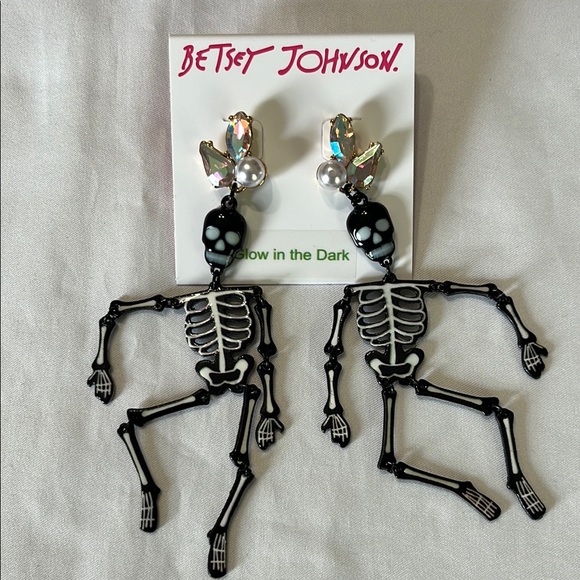 Betsey Johnson Glow in the Dark Skeleton Earrings Hinged Dangle NWT - Picture 3 of 8